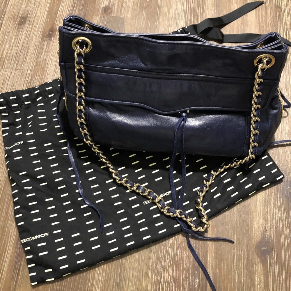 Rebecca Minkoff Swing Chain Strap Shoulder Bag 😍